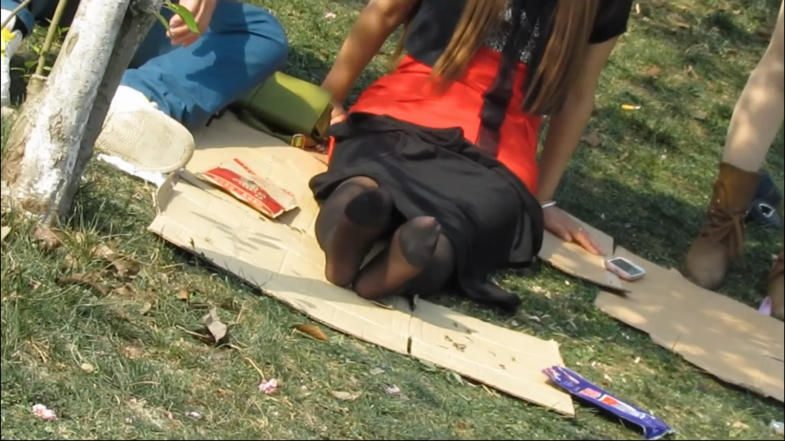 streetsnapnylon[00 01 19][20181202 210316 0]